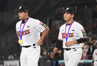 [포토]강백호-박영현, 금메달 목에 걸고!