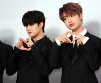 [포토] 싸이커스 준민,예찬 '달달한 하트'