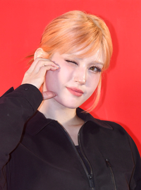 [포토]윙크와 함께 하트 보내는 전소미