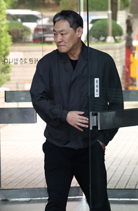 ‘극단적 선택’한 故 김용호는 누구? 연예인들의 ‘공공의 적’