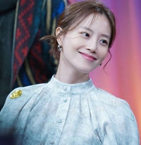 ‘비위생적·안 씻는다’ 루머에 발끈한 문채원,모욕적 악성루머 유포자 추가 고소