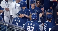 “야수들 다 모여” 외국인 투수가 야수들 불렀다…이게 에이스의 ‘품격’[SS광주in]