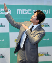 [포토]김대호 아나운서, 포즈는 이렇게!