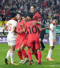 [포토]베트남전 선제골 넣은 김민재