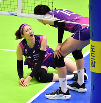 [포토]‘친구야! 나 잘하고 있는거지?’ 김수지