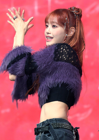 [포토]츄, 포인트 안무는 이렇게!