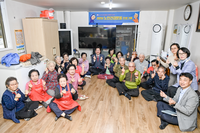 [포토]원강수 원주시장, 단구동 세경5차 아파트 경로당 간담회 참석