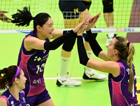 김연경 23득점 흥국생명, 현대건설 잡고 개막 2연승…우리카드도 현대캐피탈 격파하며 2연승