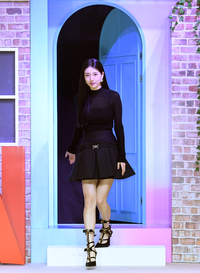 [포토]'이두나' 제작발표회 입장하는 수지