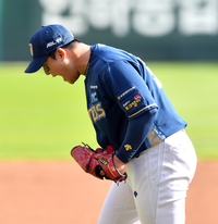 ‘가을야구 데뷔전’ 5.2이닝 무실점, NC 신민혁 “빨리 승부하려 했다!” [준PO1]