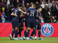 이강인 환상 킬러 패스에 음바페도 대만족, 콕 집어 칭찬+하이파이브…엔리케의 활용법은 여전히 물음표