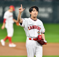 [포토]'준PO차전 시구나선' 개그맨 김원훈