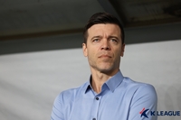 울산에 ‘완패’한 조호르 솔라리 감독 “이른 실점으로 매우 어려운 경기, 상대가 거칠었다”[현장인터뷰]