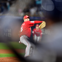 [포토]‘6회말 책임진다!’ 고효준