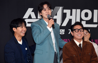 [포토]'싱어게인3' 규현, 이승기와 윤종신 사이에서...