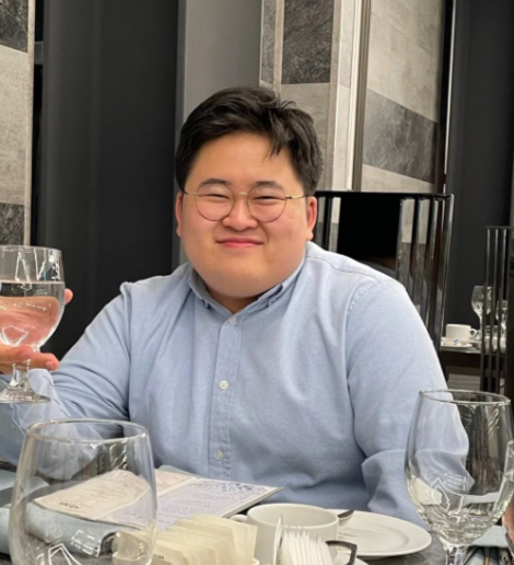 정지웅