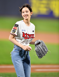 [포토]'시구하고 달려!' 전종서