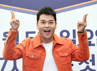 [포토]전현무, 에너지 넘치게!