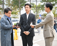 ‘마약 의혹’ 이선균 정식조사 출석 “조사에 성실히, 솔직하게 말할 것”[SS현장]