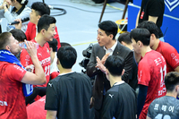 10년 만의 1R 5승 도전, 삼성화재 김상우 감독 “지금 순위보다 경기력이 중요”[현장인터뷰]