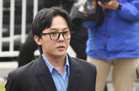 [포토]지드래곤, 혐의 부인하며...