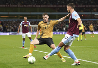 포스테코글루가 거부한 프랑스 국대DF, 빌라서도 ‘팽’…바르셀로나 울상인 이유