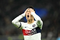 근육 부상이라더니 산 시로 골대 강타하며 펄펄…이강인 존재감 확실히 커진다, PSG 선발 여론 장악