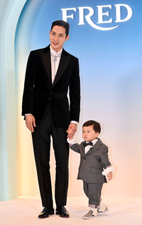 [포토]'아빠와 아들' 펜싱선수 김준호