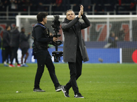 ‘이강인 홀릭’ 제로톱까지 실험하는 엔리케 감독의 극찬 “나를 놀라게 하는 선수”