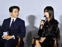 [포토]'큰칼 몸만들다 울기도' 한효주