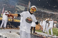 “저 잊지마세요 잘 다녀오겠습니다” 4G ERA 제로 철벽 투구, 전역 후 다시 우승 다짐[KS스타]