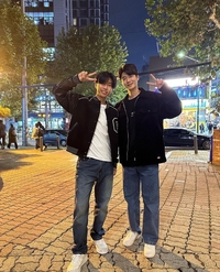 기성용, 임영웅 ‘국민 유행어’ 몰랐나?…“성용이형 ‘행쇼’ 아니고 ‘건행’이에요”