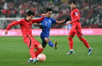 [포토]'당찬 크로스' 이강인