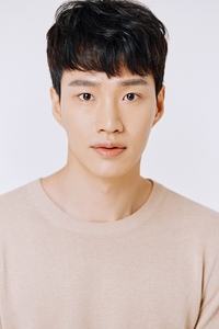 김기리, 장항준 감독 김은희 작가와 한솥밥…미디어랩 시소와 전속계약 체결