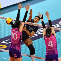 [포토]'연경이 언니 뚫었다!' 실바