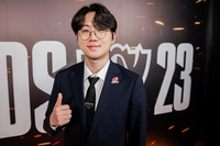 롤드컵 ‘V4’ T1 잔칫날→나오는 과정 원활치 못했다? WBG 양대인 감독 ‘축하’ 먼저 했어야 했다[롤드컵 패장]