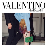 카카오톡 선물하기, 국내 이커머스 최초 ‘발렌티노’ 입점