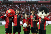 트레저 최현석-요시-하루토, FC서울 40만 관중 대기록 축하 하프타임 공연 펼친다