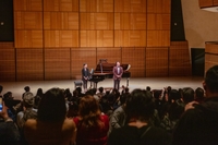 존노, 미 카네기홀 리사이틀 성황리에 마쳐