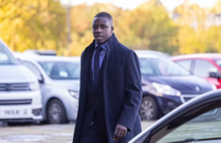 내 돈 내놔!…‘성폭행 무혐의’ 멘디, 맨시티에 소송 걸었다