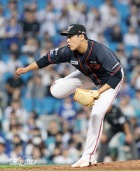 설렘과 환희 ‘처음’이어서 아름다운 올해의 기록·신인 주인공은?[올해의상 D-7]