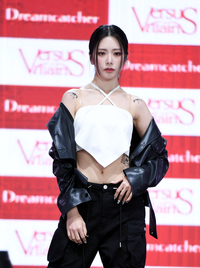 [포토] 드림캐쳐 지유 '과감한 어깨 노출'