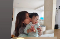 신애라는 볼 뽀뽀, 장영란은 포옹♥ 금쪽 이모들 녹인 홍현희 子 준범이의 미소