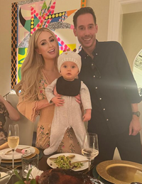 패리스 힐튼, 1년에 두번 출산? 대리모 통해 두 아이 엄마됐다[할리웃톡]