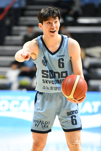 이정현 26P-10AS, 소노 정관장 제압