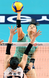 [포토]GS칼텍스 문지윤의 속공