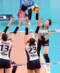 [포토]GS칼텍스 권민지, 더 높게!