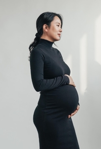 윤진서, 만삭 D라인 공개..“아내 엄마의 모습을 모두”