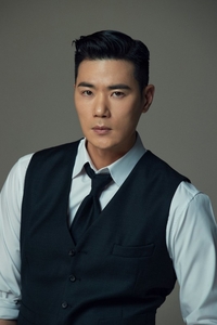 ‘프로보노’ 정경호, 판사·상대 변호사 휠체어 태웠다... 파격 현장 검증 예고