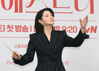 독기 품은 이영애, ‘마에스트라’로 50대 여배우 흥행세 이어갈까?[SS스타]